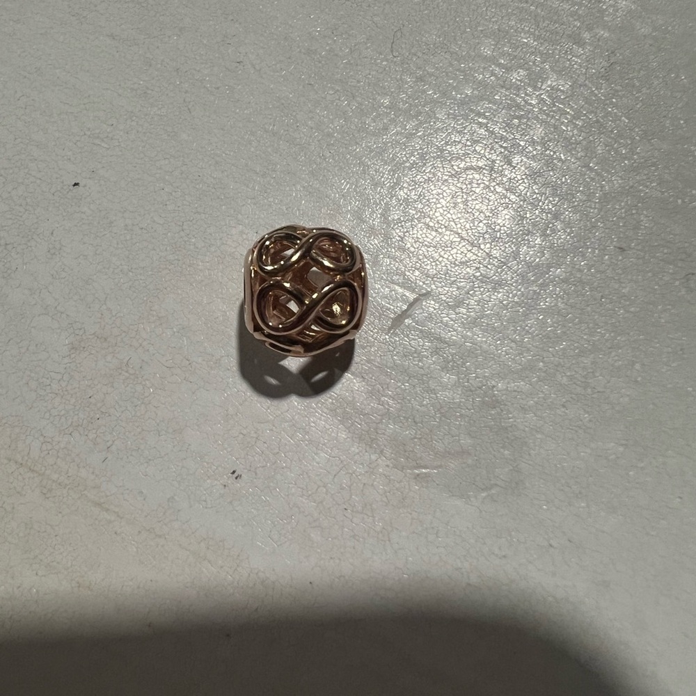 Solid Rose Gold Infinity ♾️ Pandora Charm💎 - Picture 6 of 7